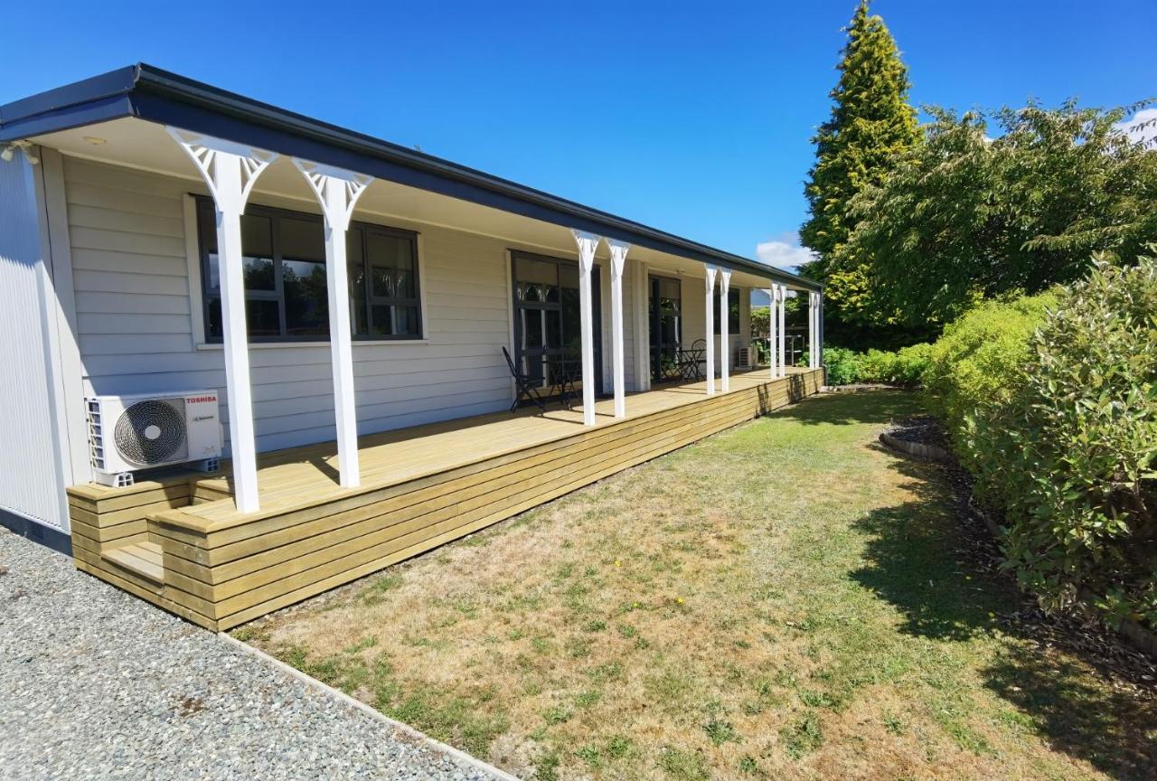 Milford Road Apartments Те-Анау Экстерьер фото
